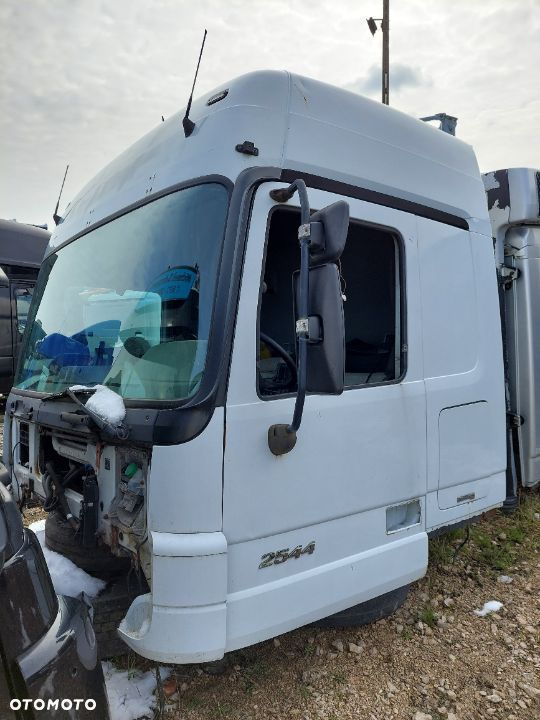 KABINA SZKIELET MERCEDES ACTROS MP2 MP3 SYPIALNA - 1