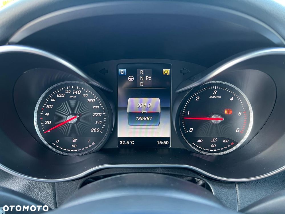 Mercedes-Benz Klasa C 250 (BlueTEC) d 7G-TRONIC AMG Line - 26