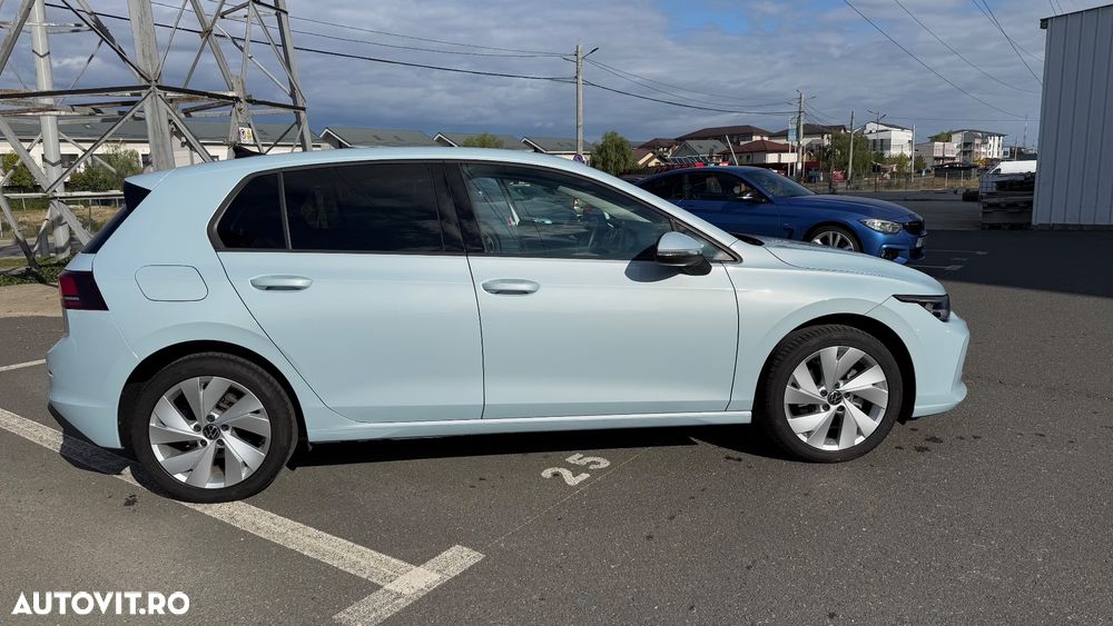 Volkswagen Golf 1.5 eTSI DSG MHEV Advanced - 2