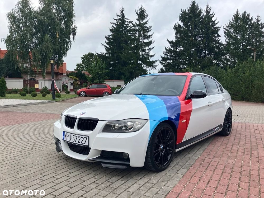 BMW Seria 3 320si - 1