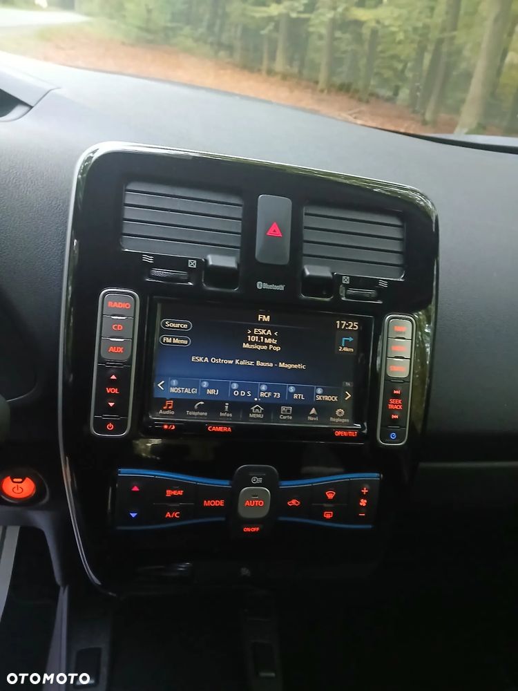 Nissan Leaf 24 kWh (ohne Batterie) Tekna - 11