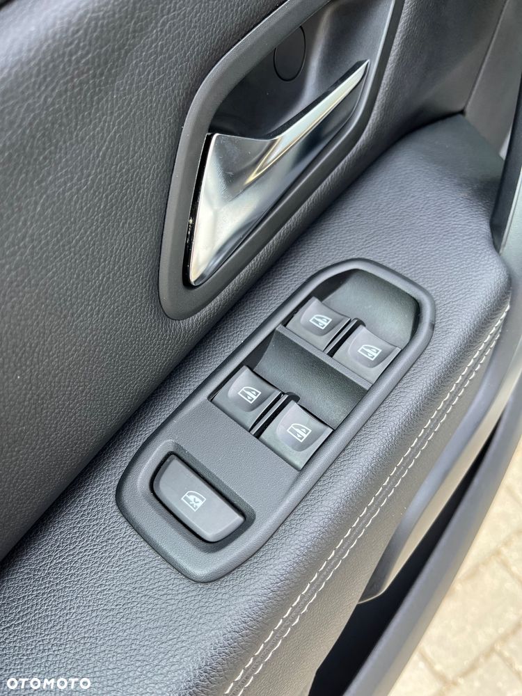 Dacia Duster SCe 115 2WD Prestige - 32