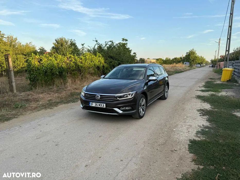 Volkswagen Passat Alltrack 2.0 TDI SCR 4Motion DSG (BMT) - 1