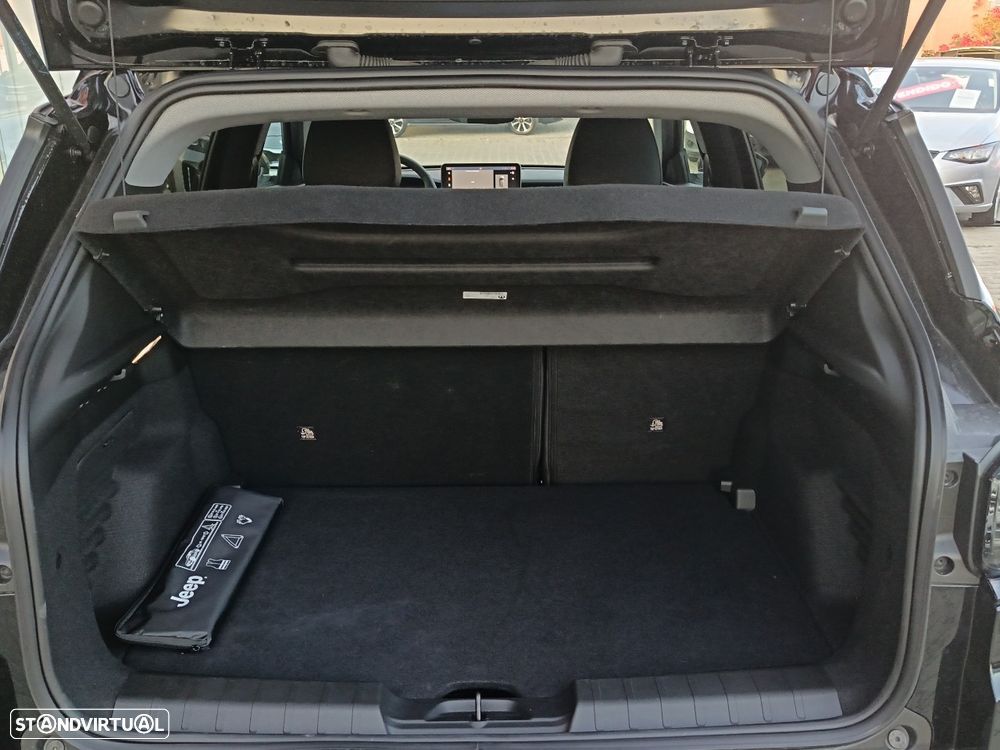 Jeep Avenger 1.2 GSE T3 Summit - 6