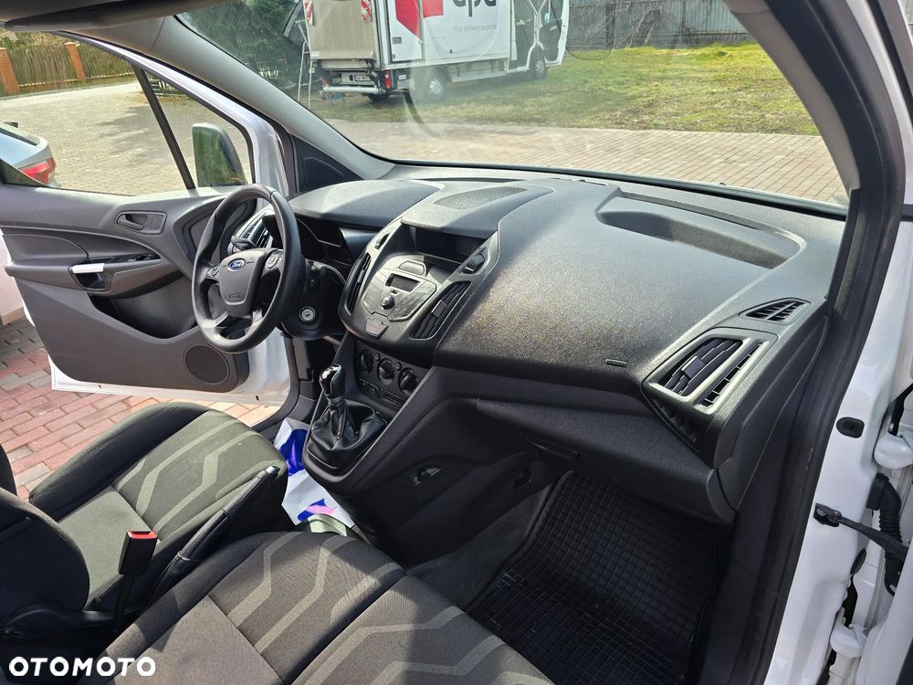 Ford Transit Connect - 13