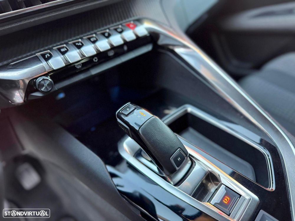 Peugeot 5008 1.5 BlueHDi Allure EAT8 - 20