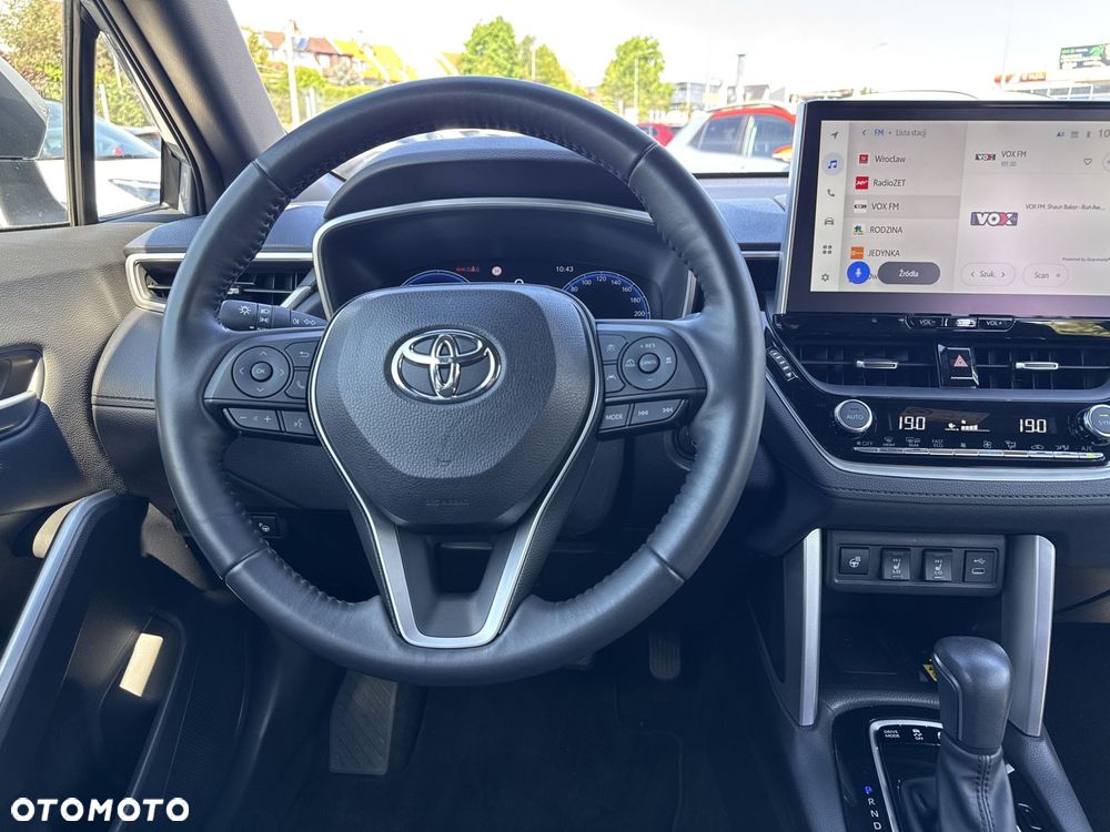 Toyota Corolla Cross 2.0 Hybrid Executive - 12
