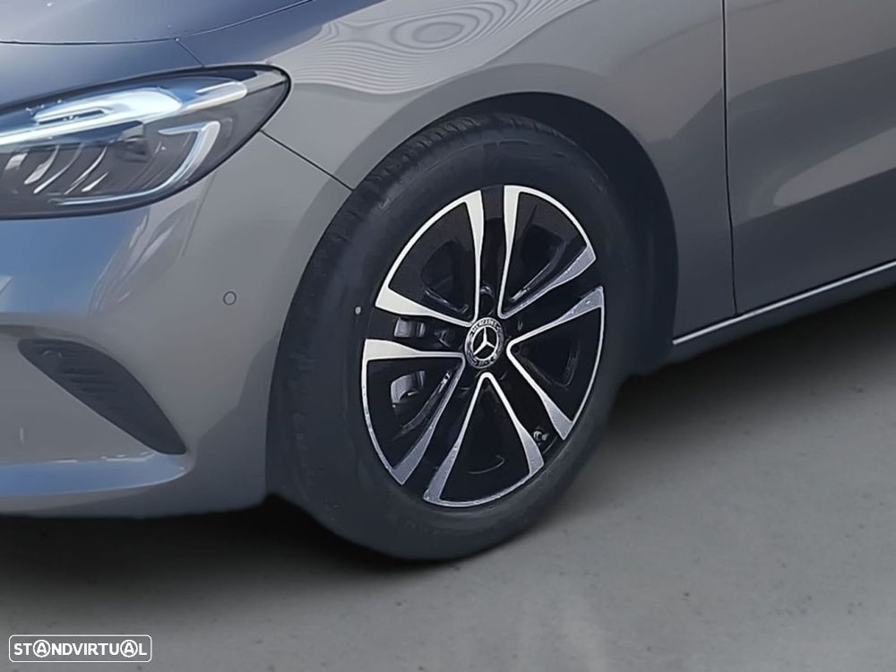 Mercedes-Benz B 180 d - 9