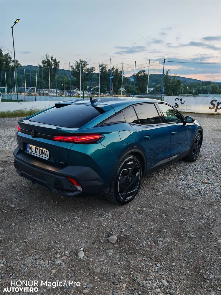 Peugeot 408 1.6L 225 PHEV GT - 12