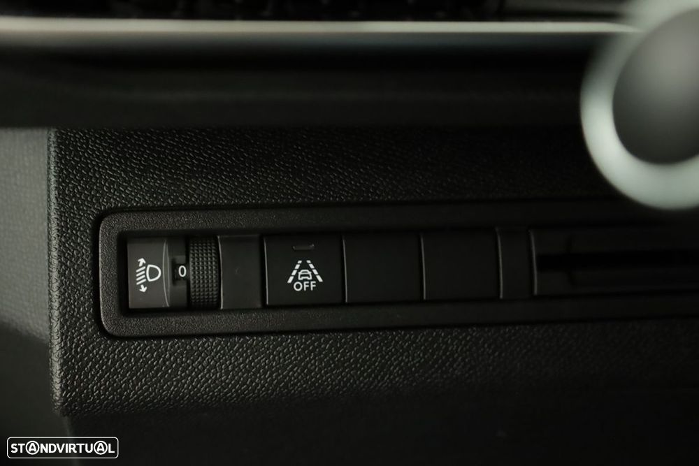 Peugeot 3008 1.5 BlueHDi Allure Pack EAT8 - 20