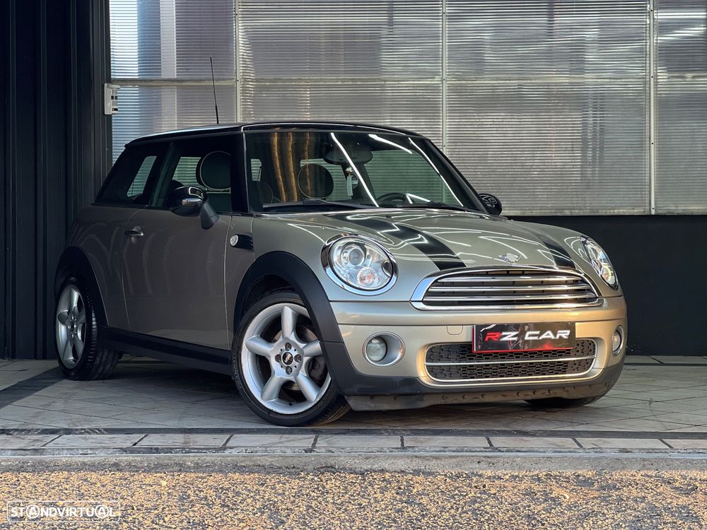 MINI 3 Portas Cooper D - 3