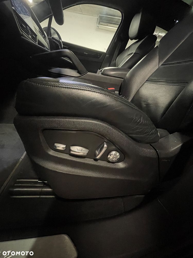 Porsche Cayenne Tiptronic S - 18