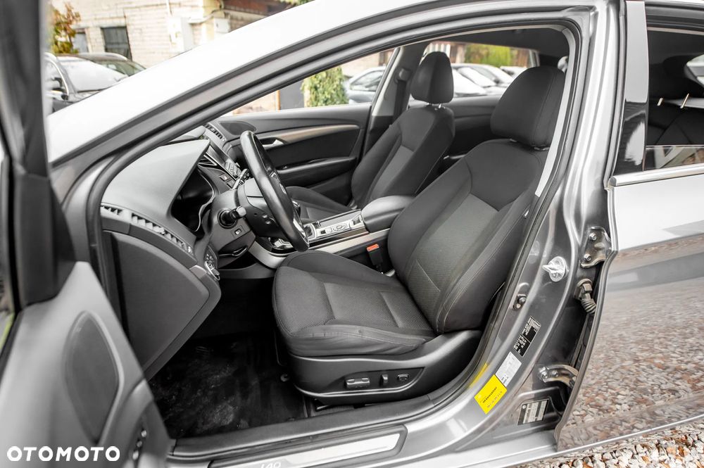 Hyundai i40 2.0 Premium - 15