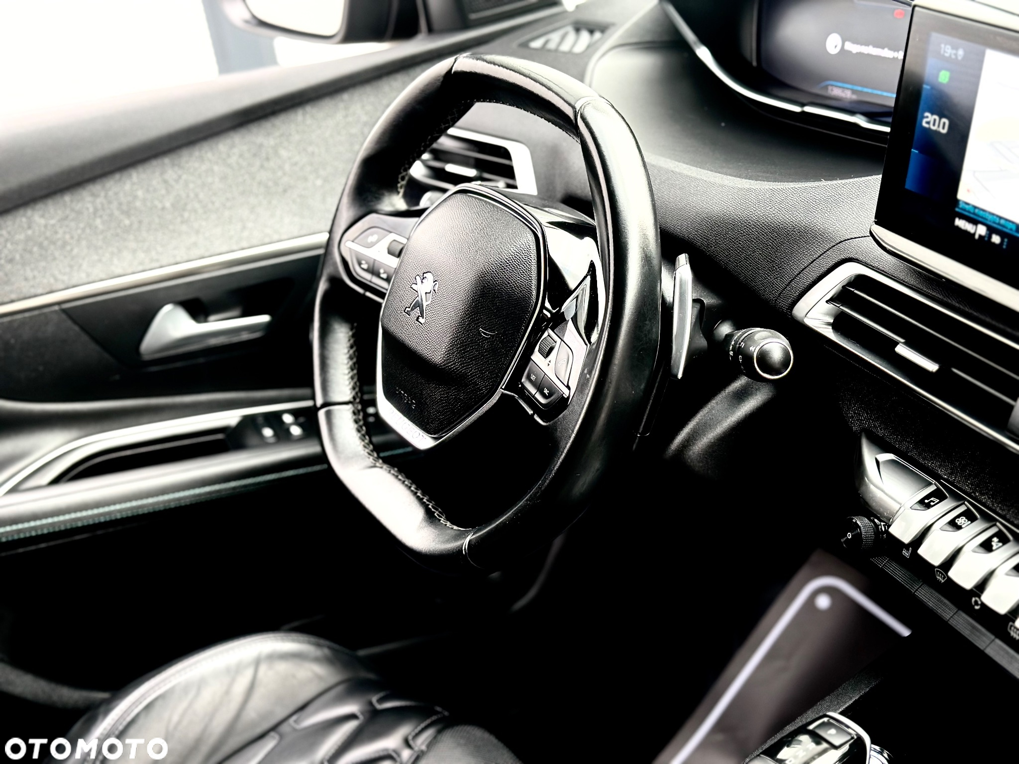 Peugeot 3008 BlueHDi 130 Stop & Start EAT8 Allure - 39