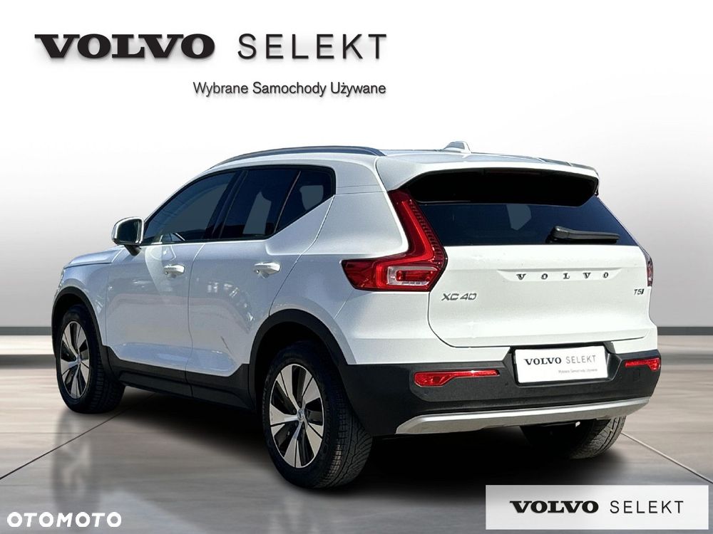 Volvo XC 40 - 4