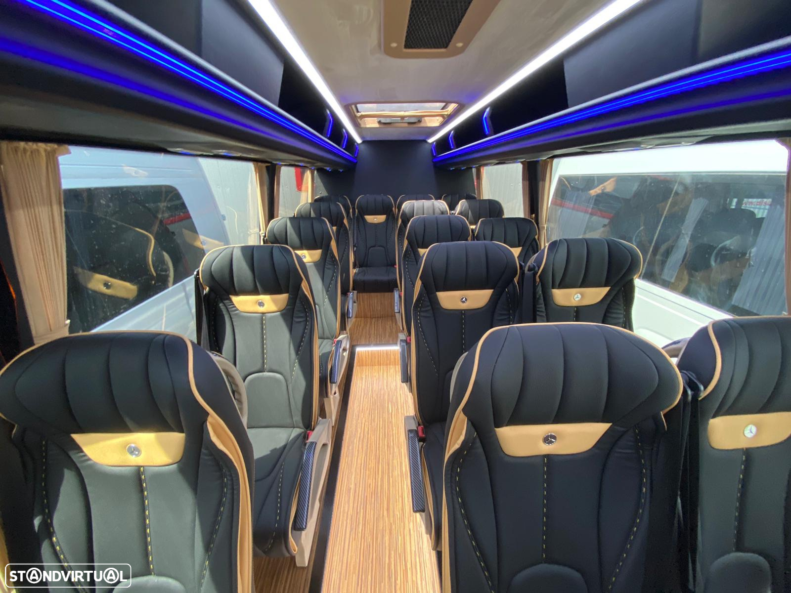 Mercedes Benz Sprinter 519 - 22
