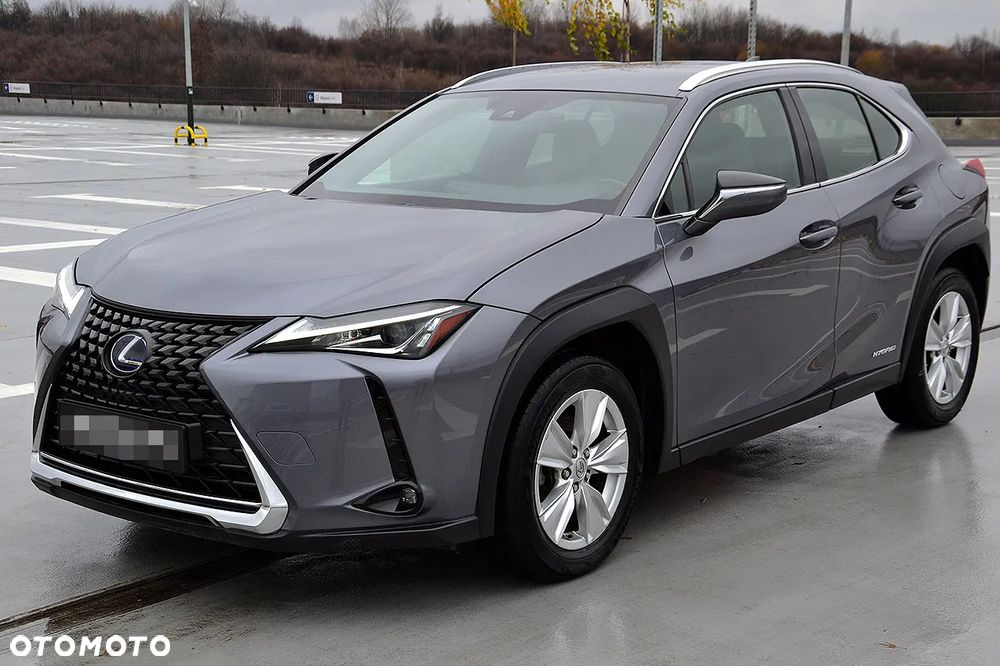 Lexus UX 250h Business Edition - 3