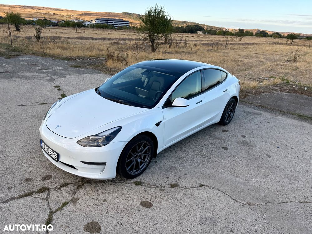 Tesla Model 3 Standard - 11