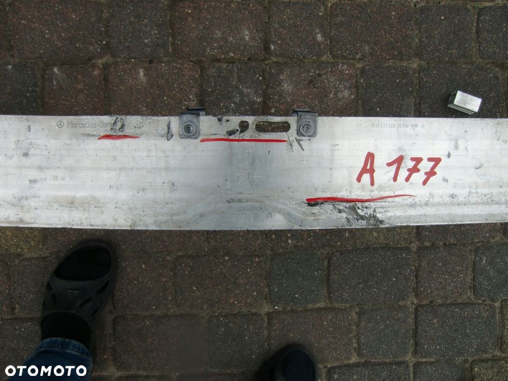 BELKA ZDERZAKA STREFY MERCEDES B-KLASA A 247 A-KLASA A 177 - 4