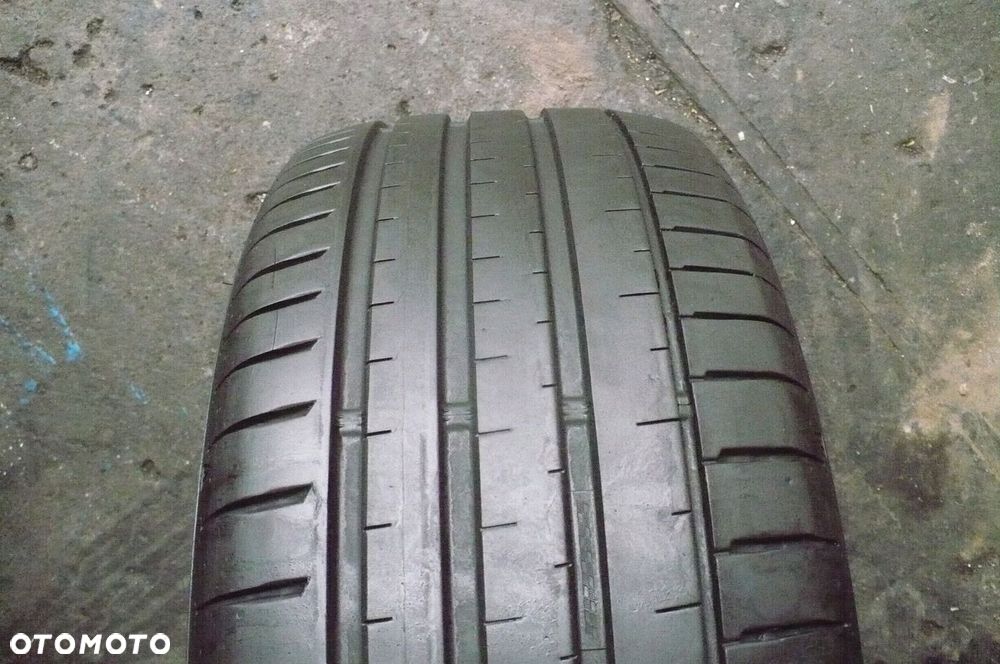 FALKEN Azenis FK520 235/55R17 6,1mm 2022