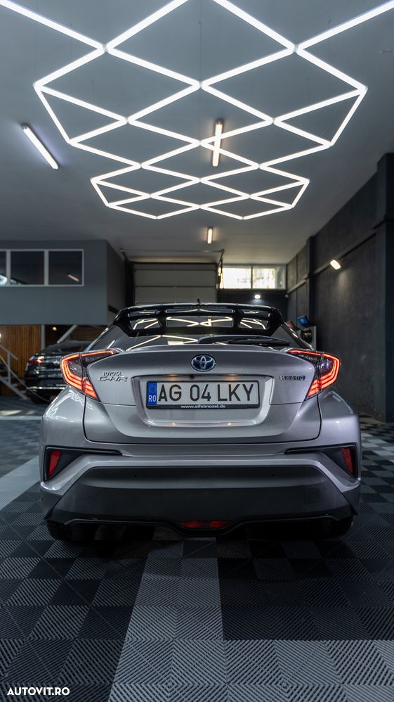 Toyota C-HR - 10
