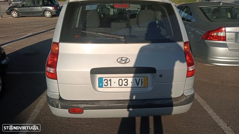 Hyundai Matrix 1.5 CRDi GLS - 2