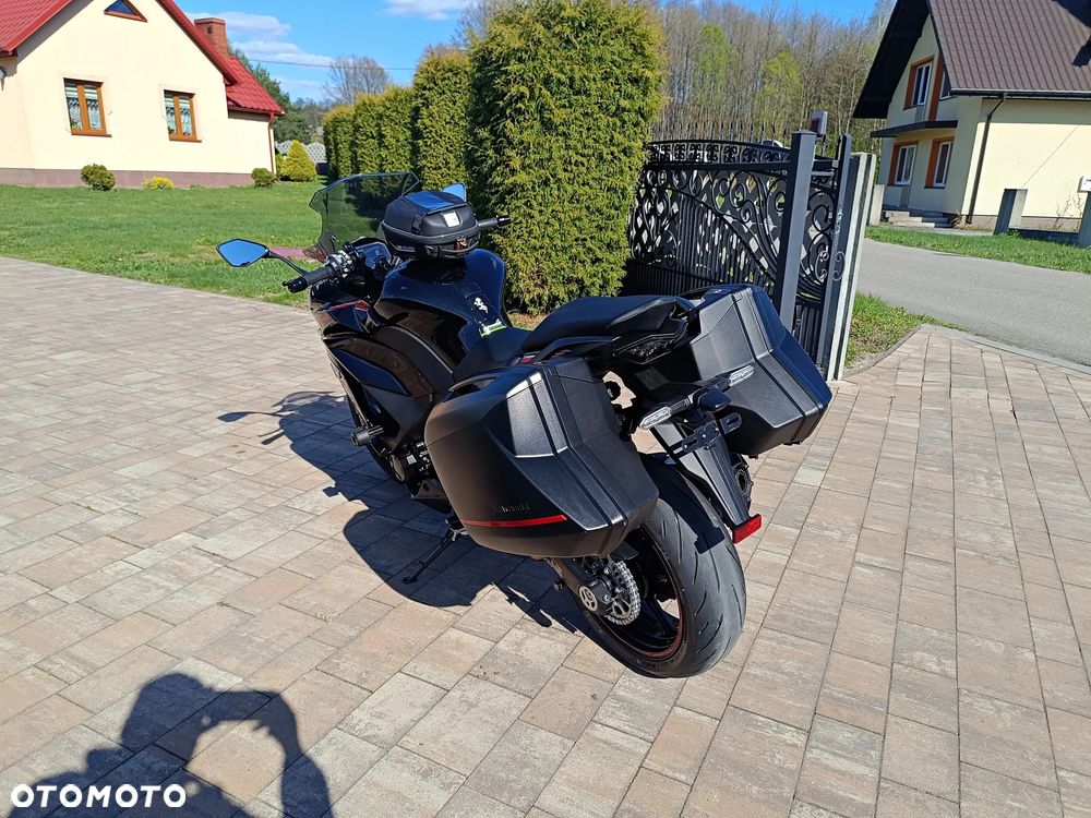 Kawasaki Ninja 1000 SX - 7