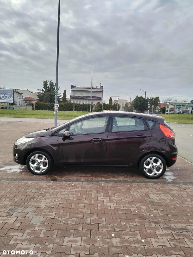 Ford Fiesta - 5