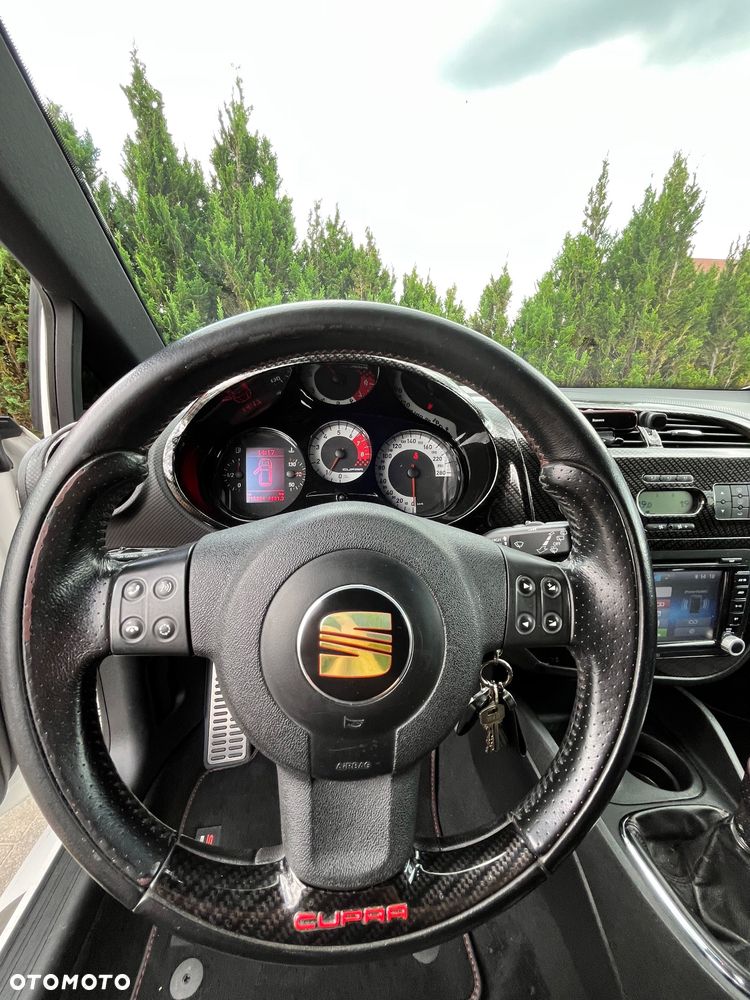 Seat Leon 2.0 T FSI Cupra R - 10