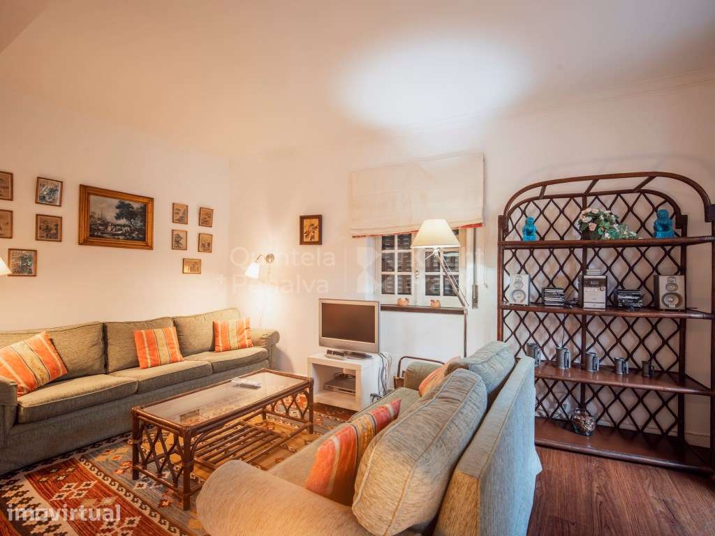Moradia T3 para arrendamento no centro histórico de Cascais - Grande imagem: 5/57