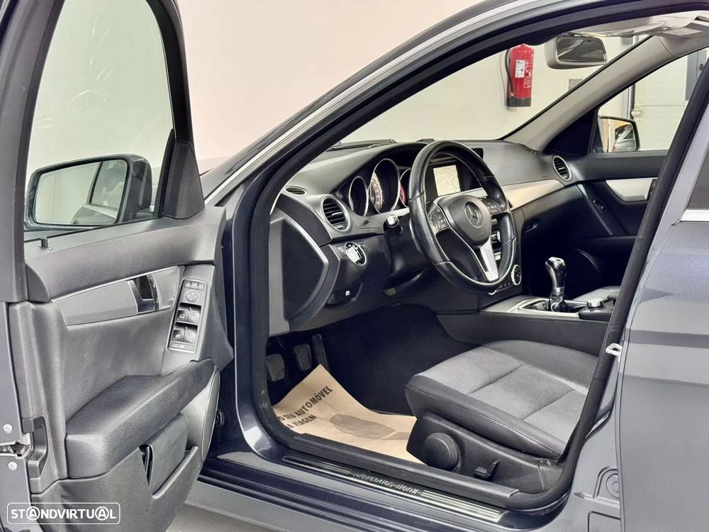 Mercedes-Benz C 220 CDi Avantgarde BE - 22