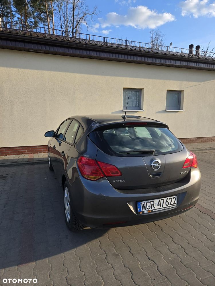 Opel Astra 1.4 - 6