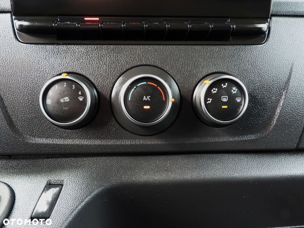 Renault MASTER PLANDEKA WINDA 10 PALET TEMPOMAT LEDY KLIMATYZACJA  165KM - 36