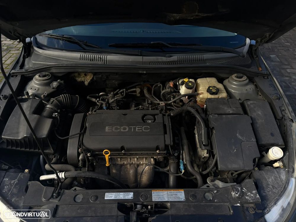 Chevrolet Cruze 1.6 LS - 2