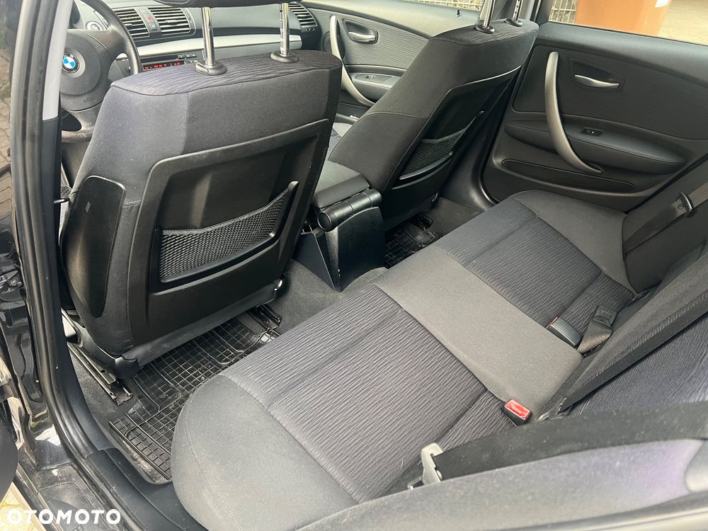 BMW Seria 1 116i - 13