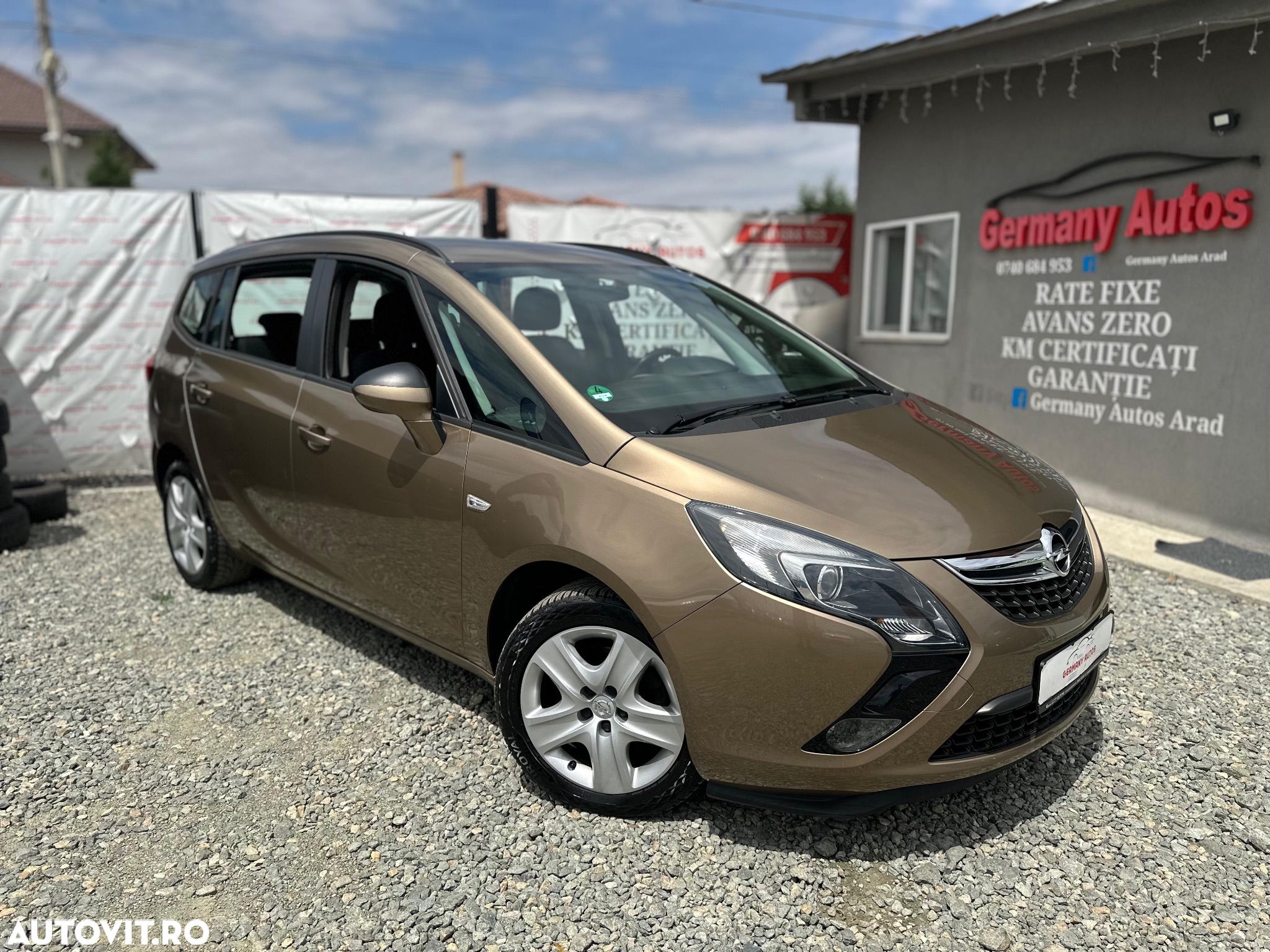 Opel Zafira Tourer 2.0 CDTI Active - 1
