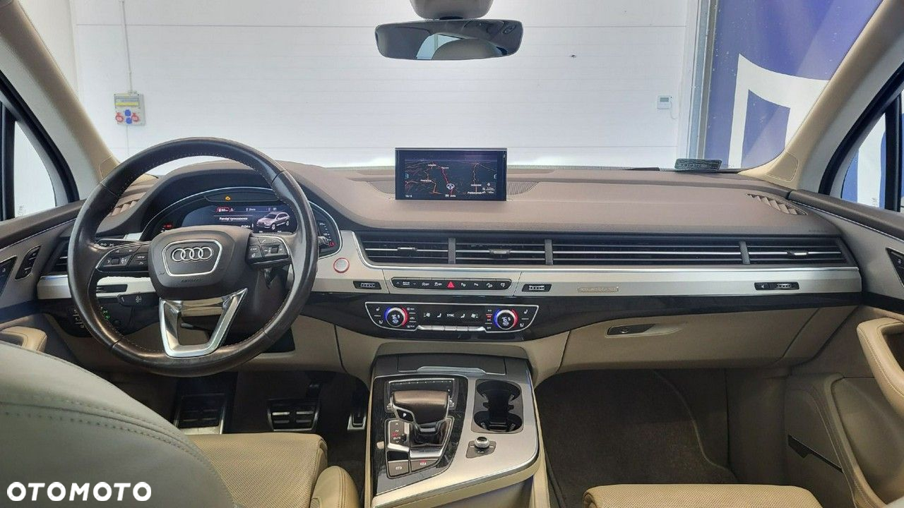Audi SQ7 - 15