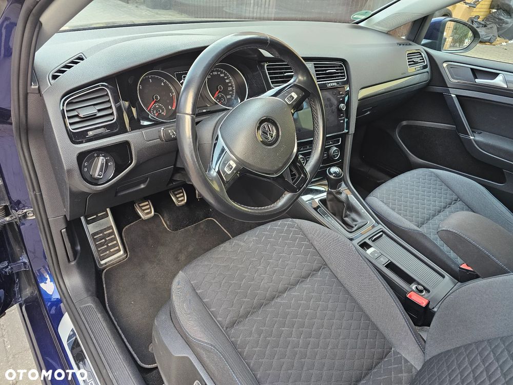 Volkswagen Golf 1.6 TDI Join - 24