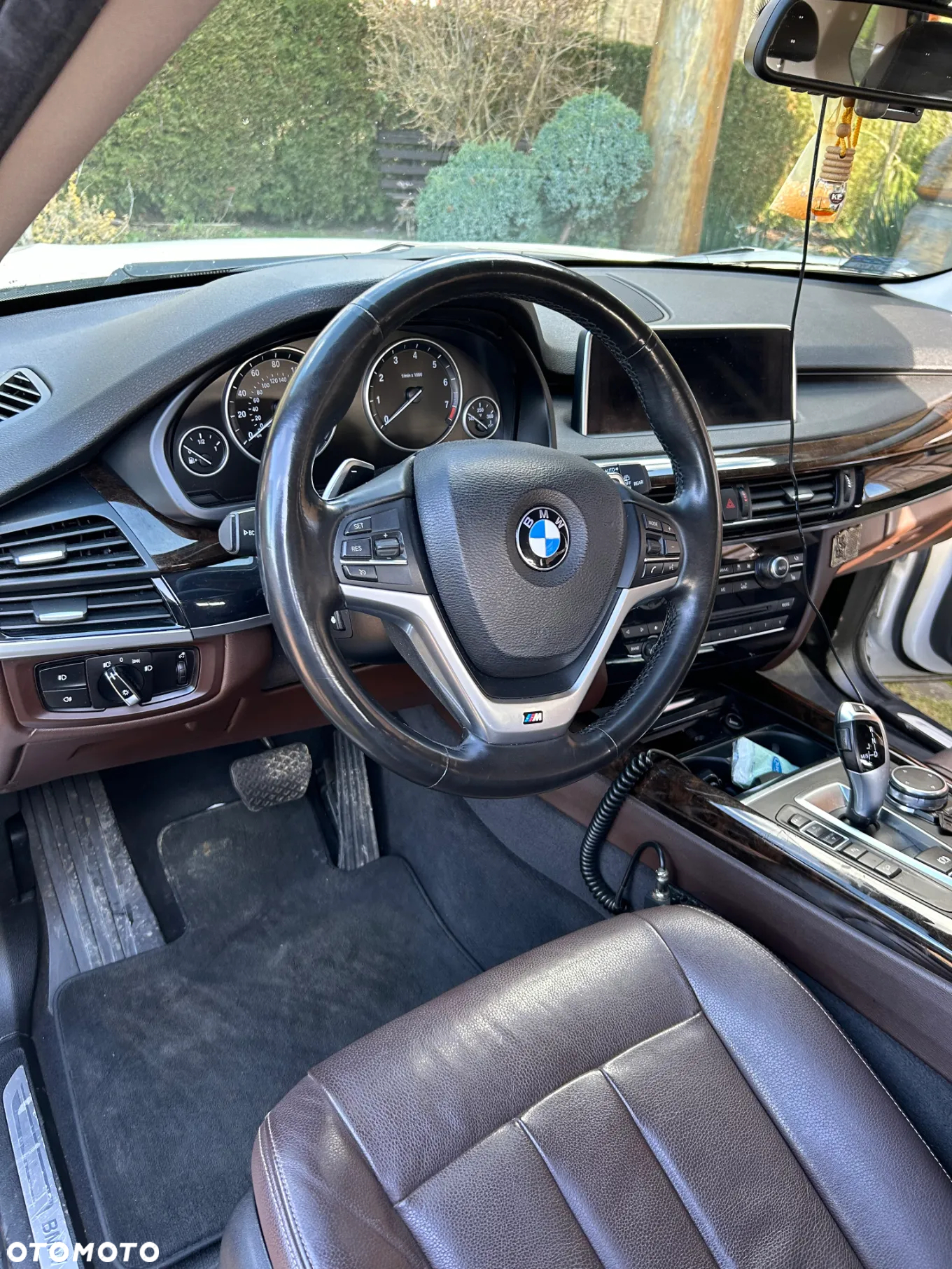 BMW X5 xDrive35i Sport-Aut - 4