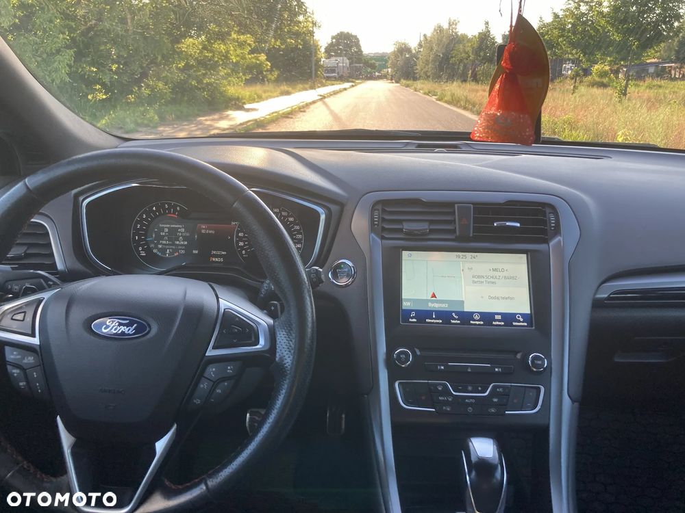 Ford Mondeo 2.0 TDCi ST-Line PowerShift - 8