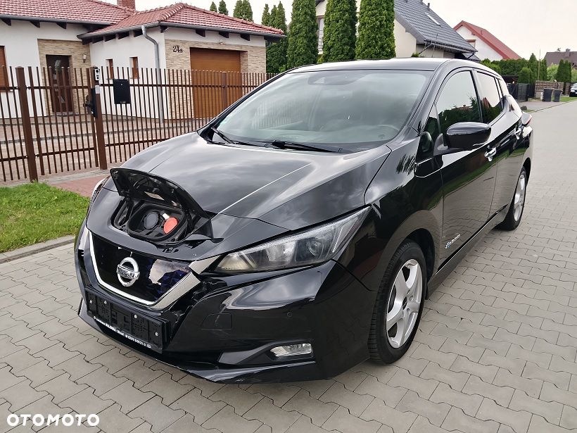 Nissan Leaf 40 kWh 3.ZERO - 13