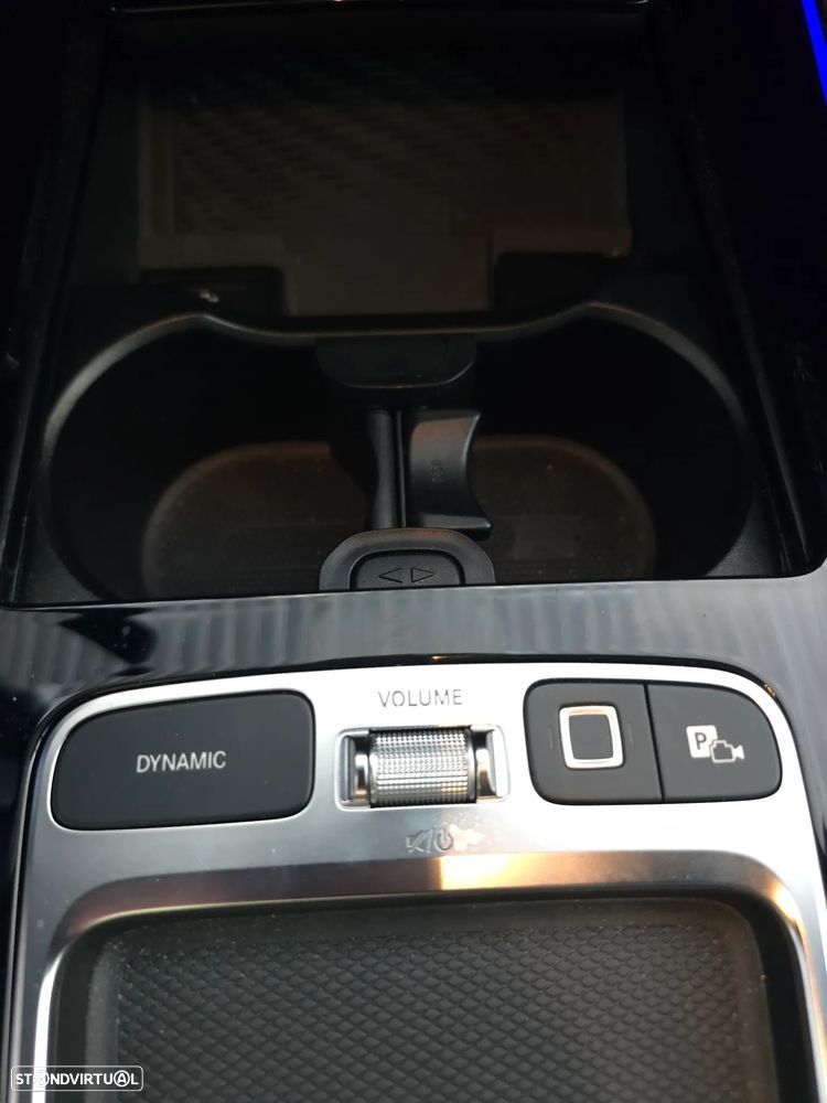 Mercedes-Benz GLA 180 d AMG Line - 15