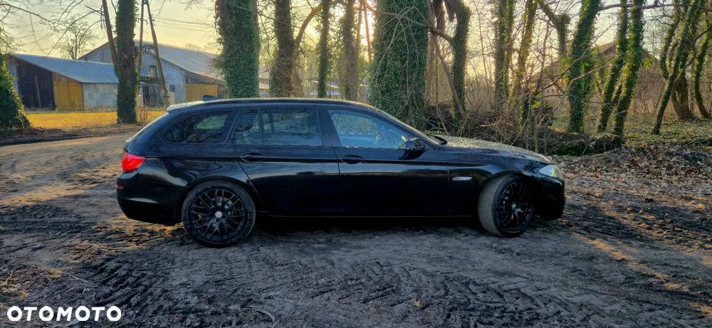 BMW Seria 5 520d - 7