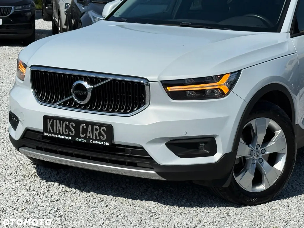 Volvo XC 40 B4 B AWD Geartronic Momentum Pro - 18