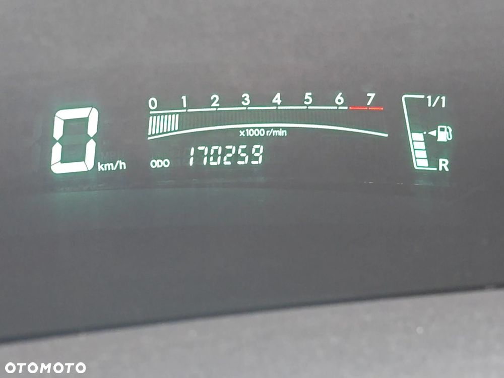 Toyota Yaris 1.0 VVT-i - 16