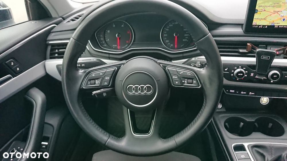 Audi A4 Avant 2.0 TDI DPF clean diesel quattro S line Sportpaket - 25