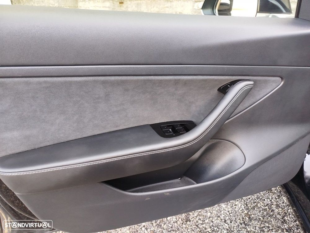 Tesla Model 3 Standard Range Plus RWD - 23