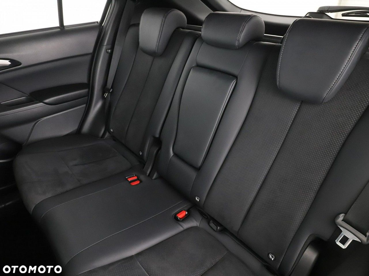Mitsubishi Eclipse Cross 2.4 PHEV Instyle Plus - 18