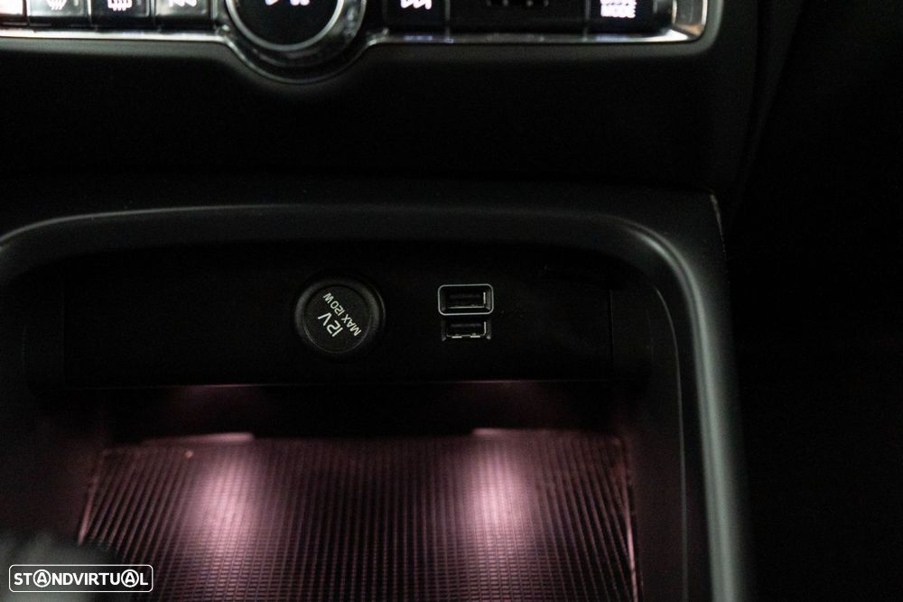 Volvo XC 40 1.5 T4 PHEV Inscription Expression - 25