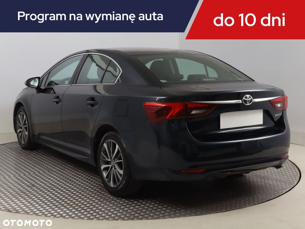 Toyota Avensis - 6